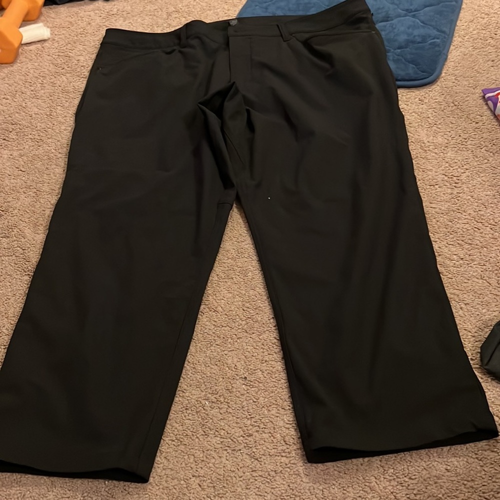 Mens Lululemon black pants 40